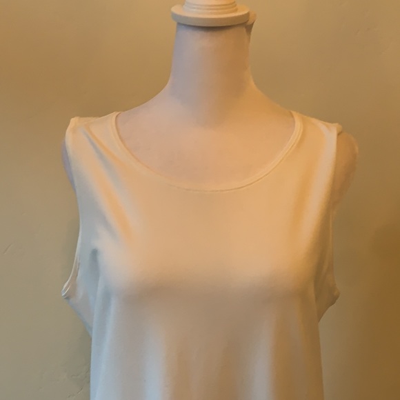 Eileen Fisher Viscose Jersey Jewel Neck Shell. NWT. Size M. White - Picture 4 of 10